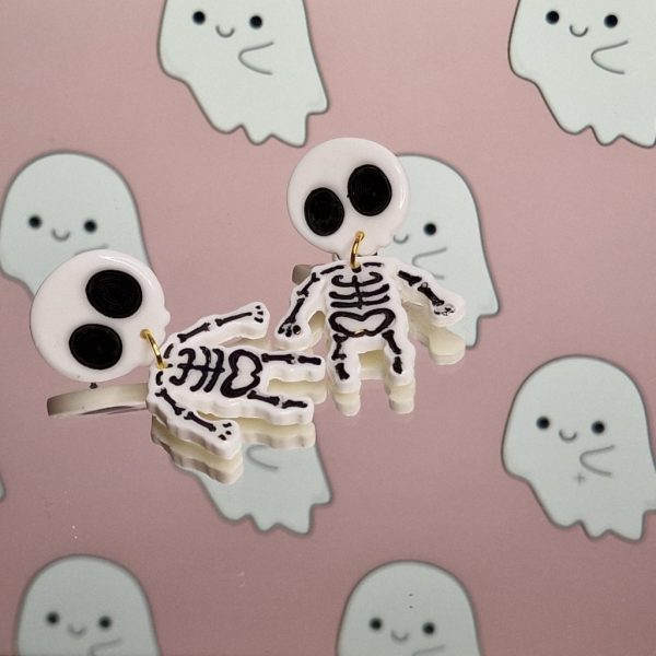 💀🎃👻 Dangling Skeletons